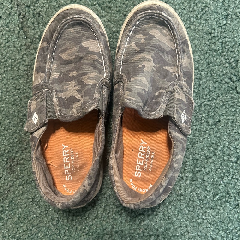 Boys Sperry
